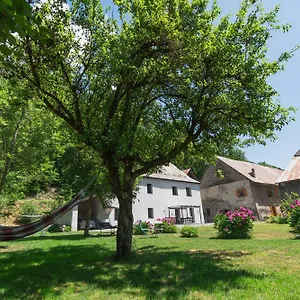Le Manoir, Onyx Appartement